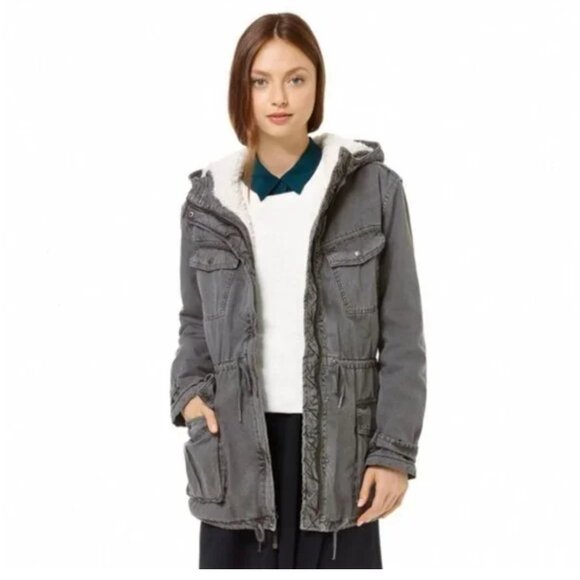 ARITZIA Talula Trooper Jacket - Picture 6 of 6